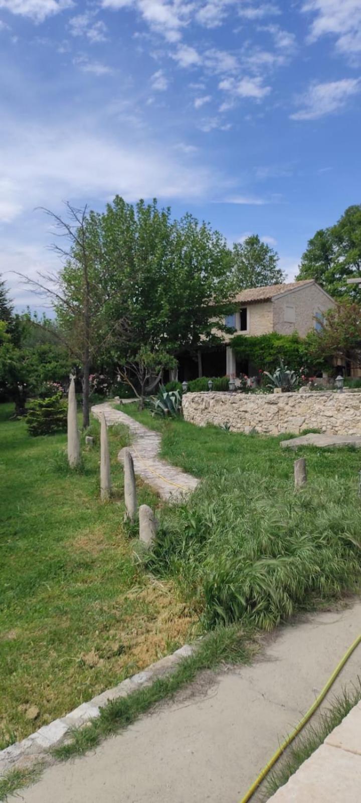 Hotel Lou Boulugi Aix-en-Provence Esterno foto