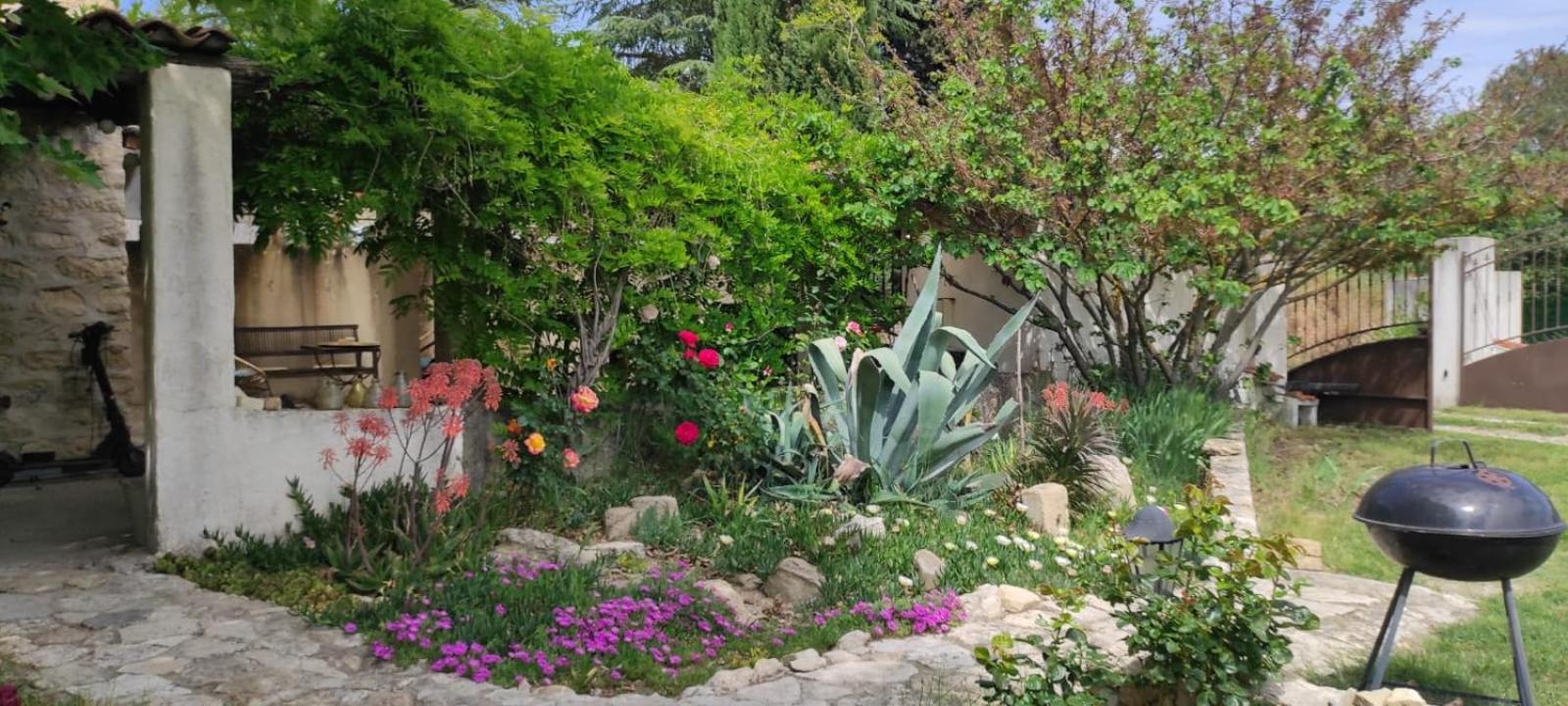 Hotel Lou Boulugi Aix-en-Provence Esterno foto